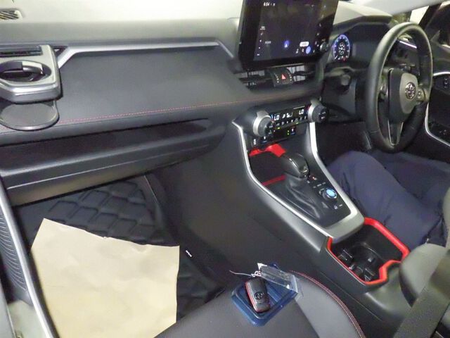 2025 Toyota RAV4 アドオフロートパッケ2 4WD auction photo 3