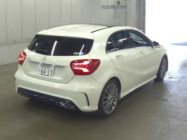 2018 Mercedes-Benz A 180 AMGスタイルAMGプレミアムPレーダー auction photo 3