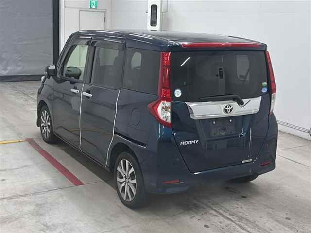 2019 Toyota Roomy カスタムG-T auction photo 2