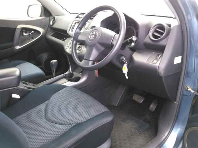 2006 Toyota RAV4 auction photo 3