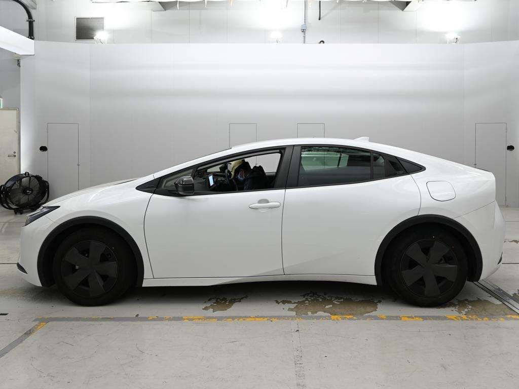 2023 Toyota Prius U auction photo 4