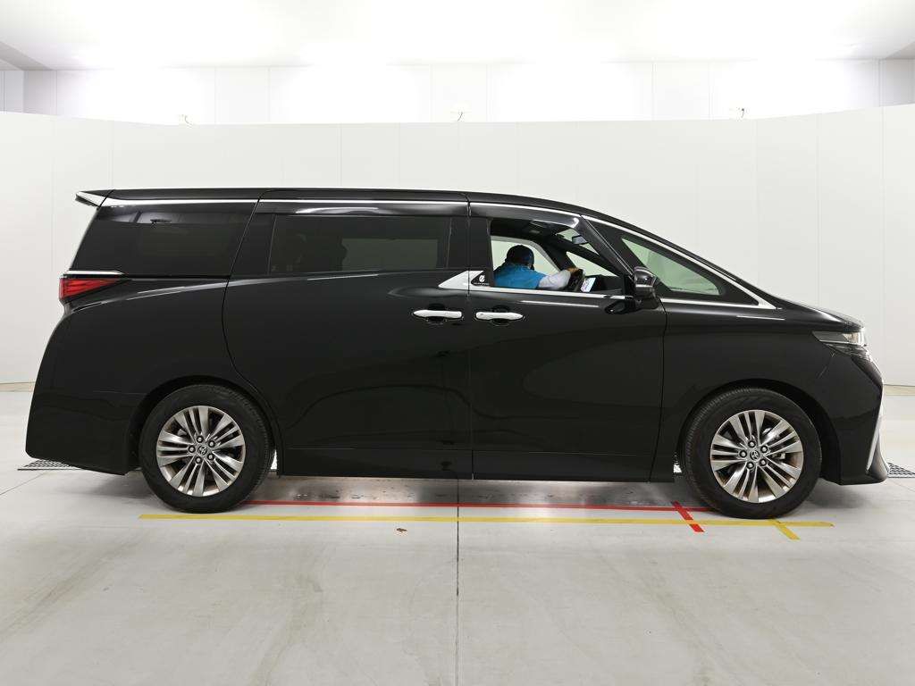 2026 Toyota Alphard Z auction photo 3