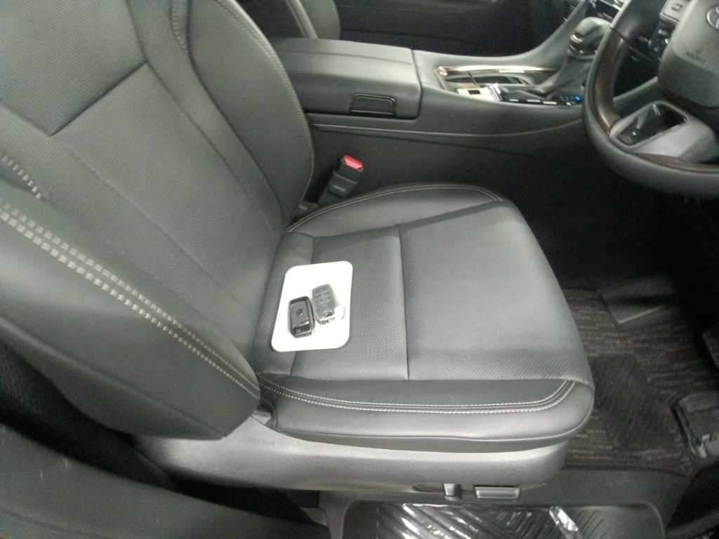 2026 Toyota Alphard Z auction photo 10