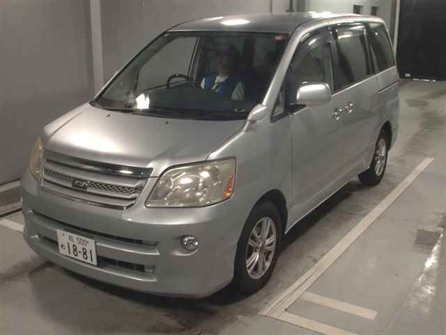 2006 Toyota Noah X Limited auction photo 4