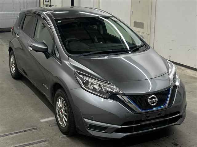 Japan Auction Vehicles 10 2017 Nissan ノートeパワー e-POWER X auction photo