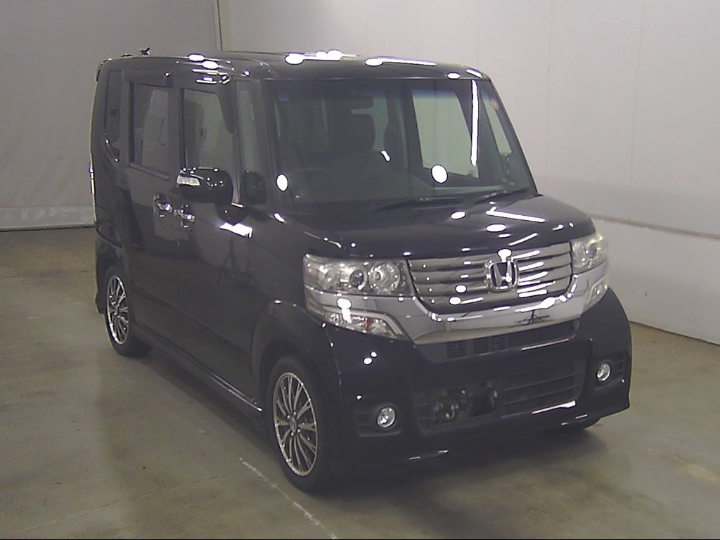 2014 Honda N-BOX SS Japan auction vehicle