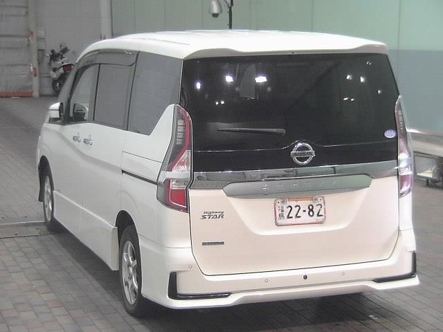 2020 Nissan Serena 4WD ハイウェイスターV auction photo 2