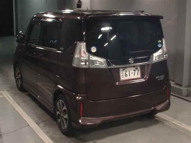 2017 Suzuki ソリオバンディット Hybrid MV auction photo 2