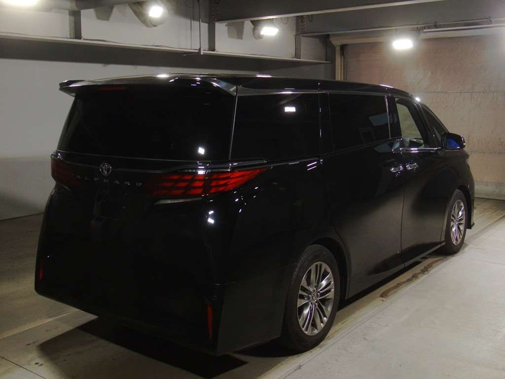 2023 Toyota Alphard Z auction photo 2