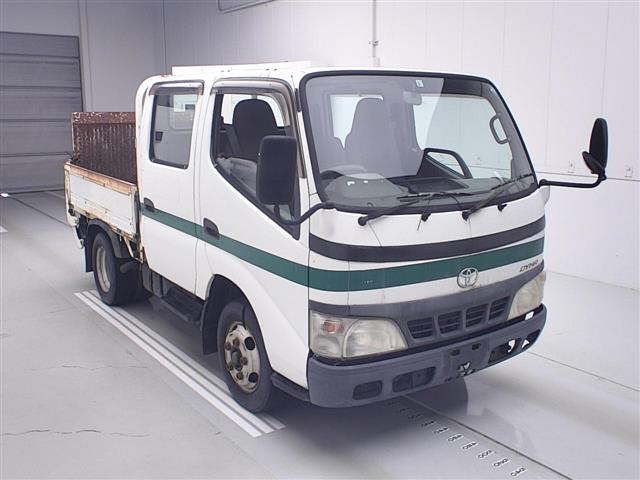 Japan Auction Vehicles 11 2005 Toyota Dyna Double cab, power gate auction photo