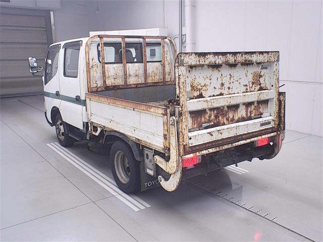 2005 Toyota Dyna Double cab, power gate auction photo 2