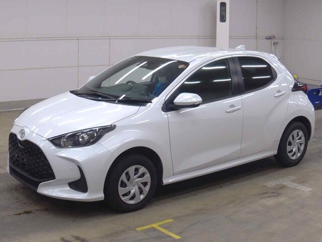 2024 Toyota Yaris X 4WD auction photo 4