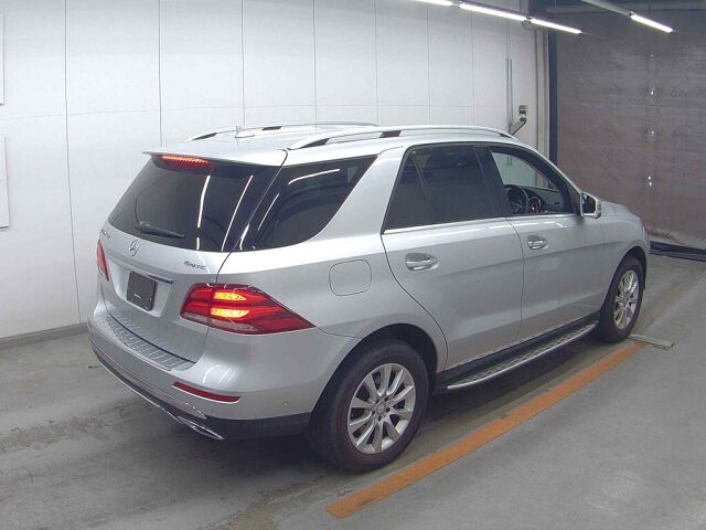 2017 Mercedes-Benz GLE GLE350D 4MATIC 4WD auction photo 5