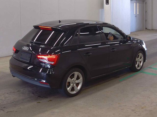 2016 Audi A1 Sportback 1.0 TFSI Sports auction photo 5