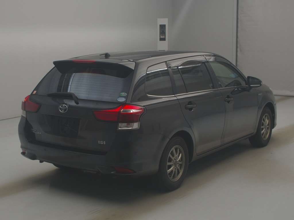2018 Toyota Corolla Fielder Hybrid G auction photo 2