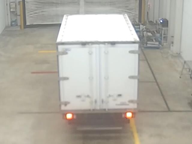 2016 Isuzu Elf 冷蔵・冷凍車 auction photo 3