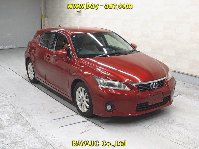 Japan Auction Vehicles 8 2011 Lexus CT CT200h バージョンC auction photo