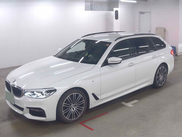 2017 BMW 5 Series 530i Touring M Sport auction photo 4
