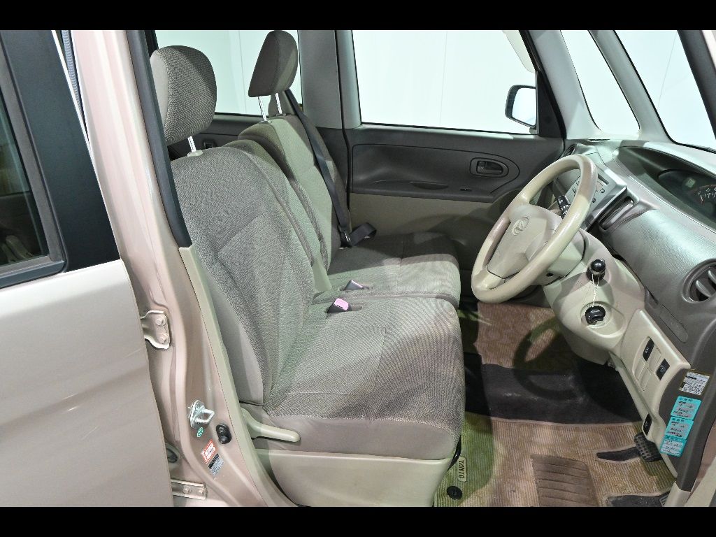 2011 Daihatsu Tanto X auction photo 6