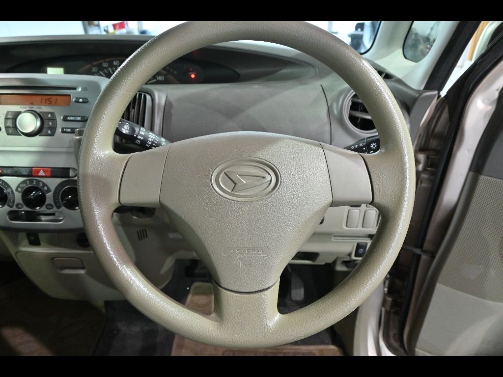2011 Daihatsu Tanto X auction photo 9