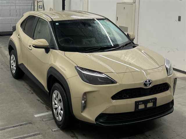 Japan Auction Vehicles 10 2023 Toyota Yaris Cross X auction photo