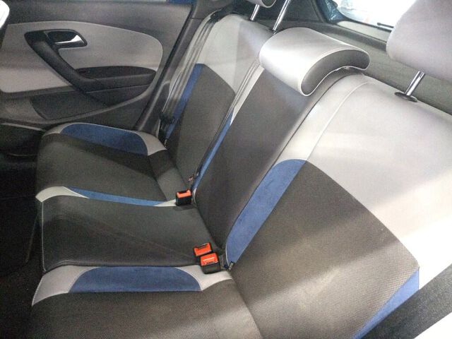 2013 Volkswagen ポロ ブルーGT Bモーション auction photo 6