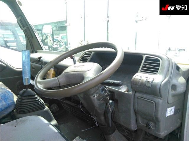 1997 Isuzu エルフ T auction photo 5
