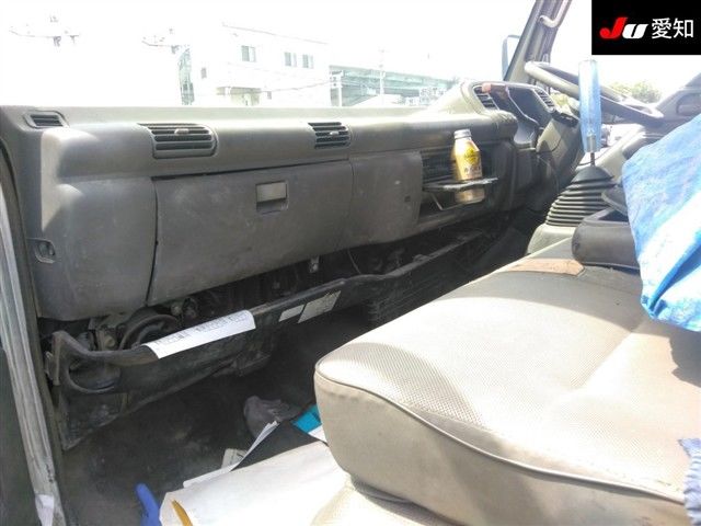 1997 Isuzu エルフ T auction photo 3