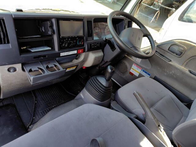 2008 Isuzu Elf クレーン auction photo 3