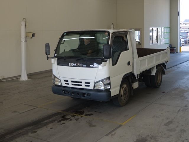 2005 Isuzu Elf ダンプ Japan auction vehicle