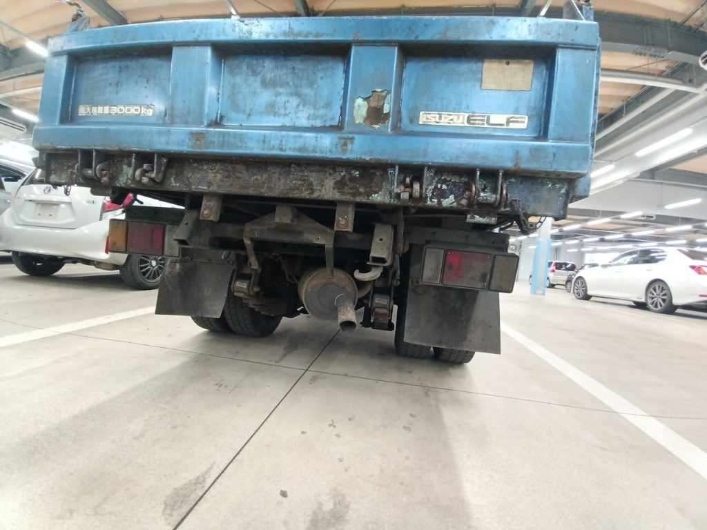 2006 Isuzu Elf dump auction photo 11