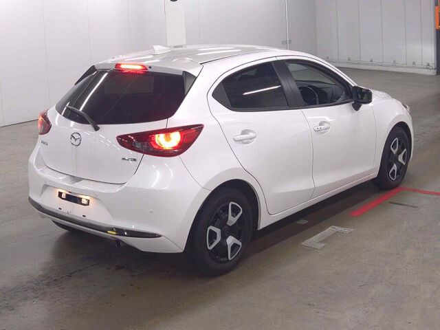 2023 Mazda 2 15 BD auction photo 5