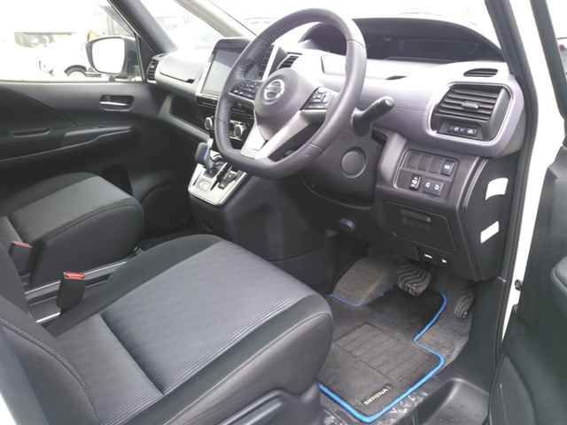 2022 Nissan Serena e-パワーハイウェイスターV auction photo 3