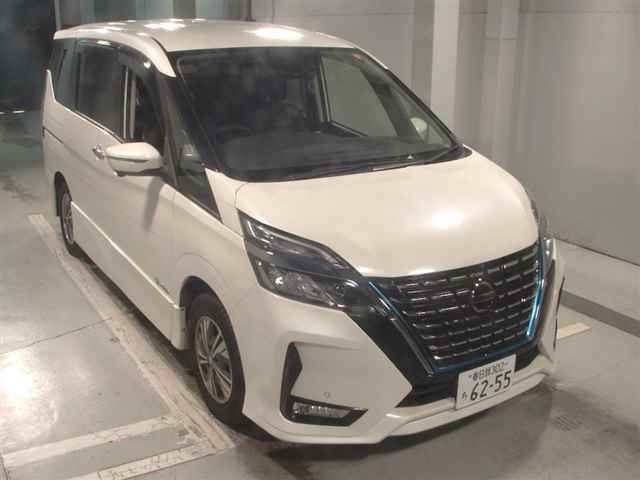 2022 Nissan Serena e-パワーハイウェイスターV Japan auction vehicle