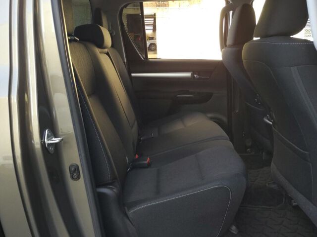 2022 Toyota Hilux Z 4WD auction photo 6