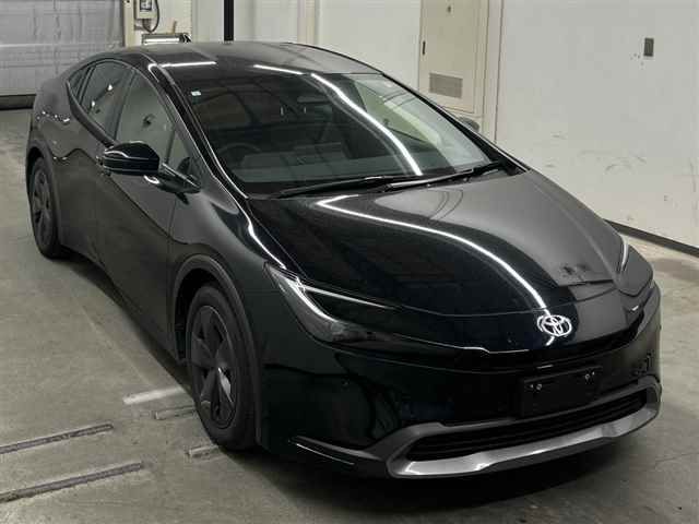 Japan Auction Vehicles 10 2023 Toyota Prius U auction photo