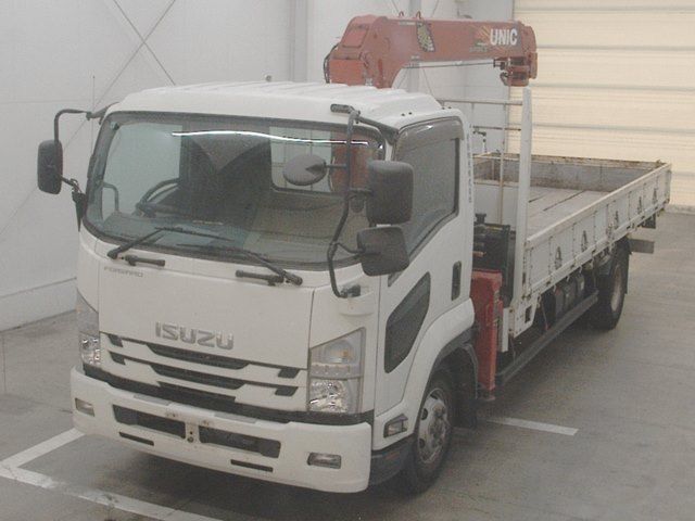 2017 Isuzu Forward With crane Japan auction vehicle