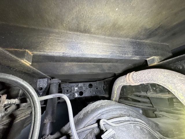 2011 Isuzu Elf ヒラ.アルミB auction photo 15