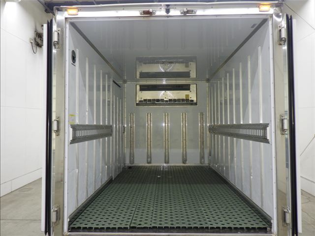 2016 Isuzu Elf 冷蔵・冷凍車 auction photo 4