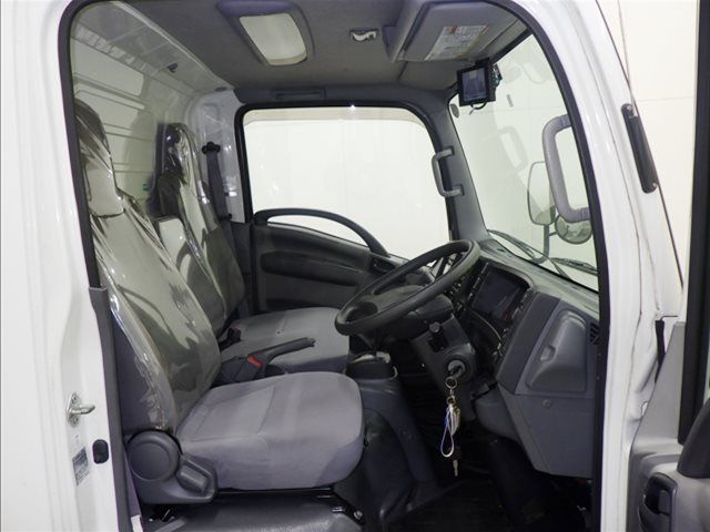 2016 Isuzu Elf 冷蔵・冷凍車 auction photo 6