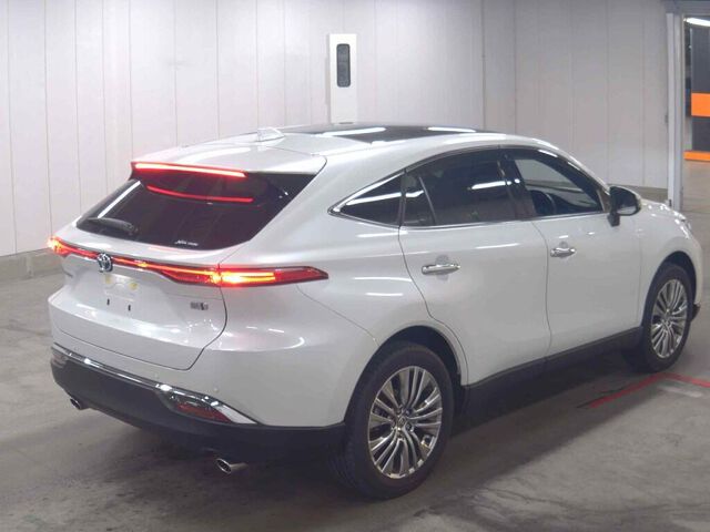 2025 Toyota Harrier Z Leather Package auction photo 5