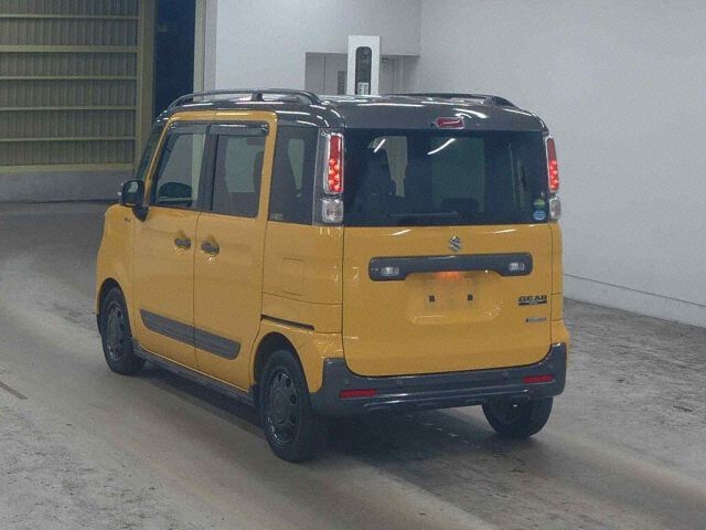 2019 Suzuki スペーシアギア ハイブリッドXZ auction photo 2