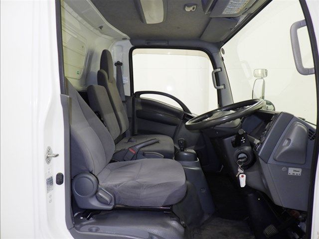 2012 Isuzu Elf バン auction photo 6