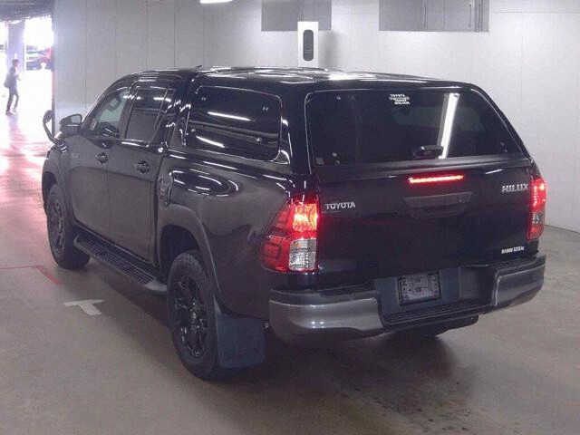 2019 Toyota Hilux Z Black Rally Edition 4WD auction photo 2