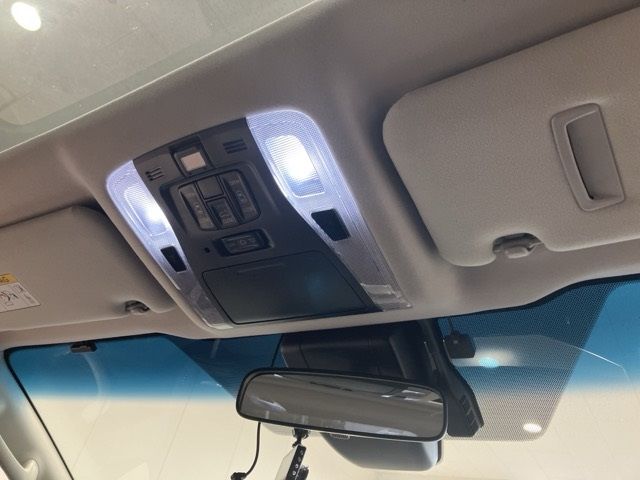 2019 Toyota Alphard wagon auction photo 7