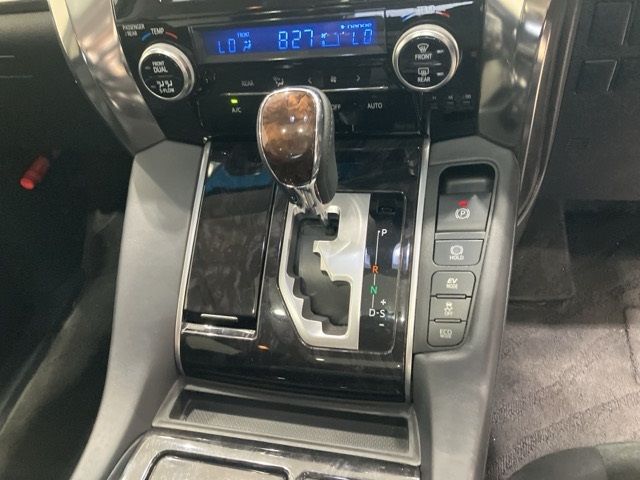 2019 Toyota Alphard wagon auction photo 5