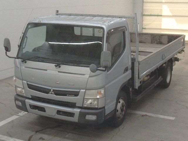 Japan Auction Vehicles 10 2018 Mitsubishi Fuso Canter Flatbed auction photo