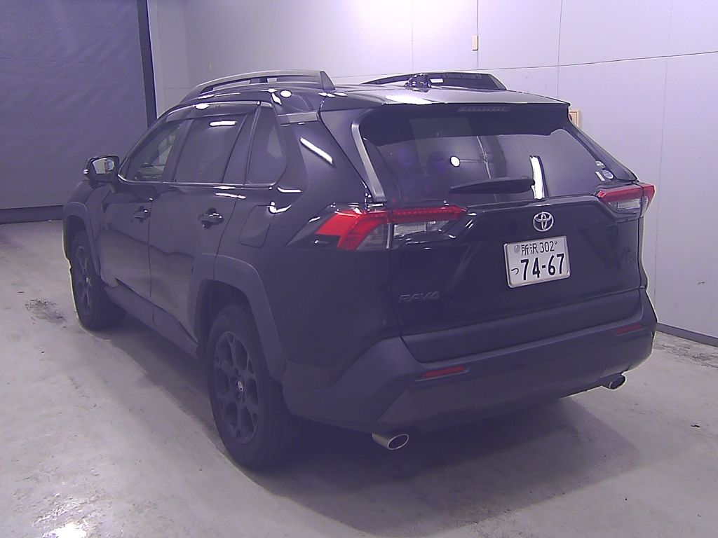 2020 Toyota RAV4 4WD Adventure Off-Road Package auction photo 5