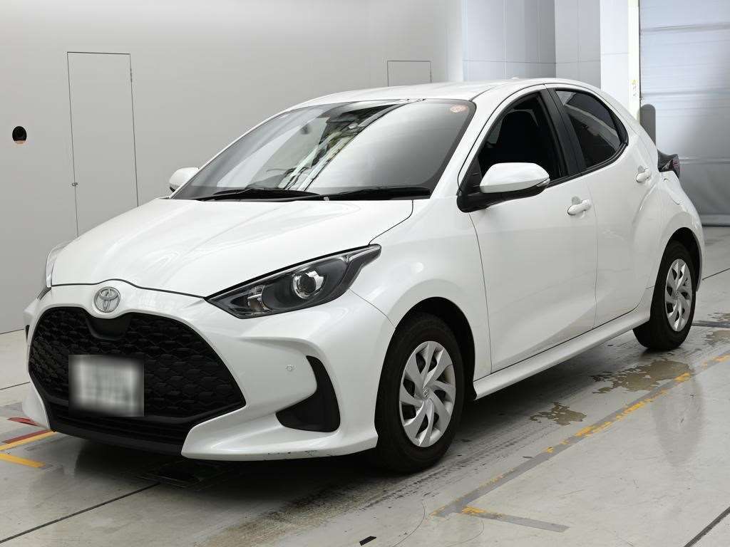 Japan Auction Vehicles 14 2024 Toyota Yaris X auction photo