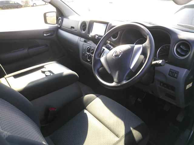 2012 Nissan NV350 Caravan 4WD ロングプレミアムGX auction photo 3
